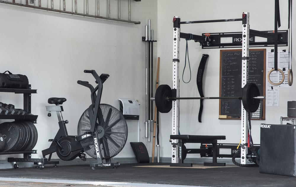 ウエイトトレーニング rogue fitness Boneyard Rogue C-70S Bar Rogue C-70S (Black Shaft / Bright Zinc Sleeve) | Rogue Fitness